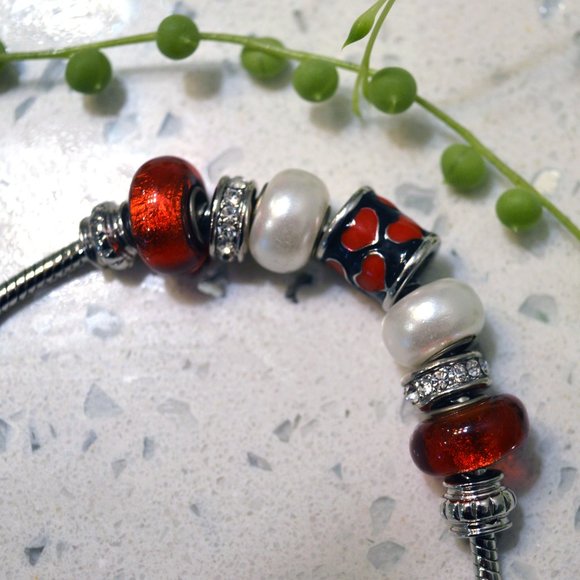 Bella Perlina Charm Bracelet - Picture 8 of 9